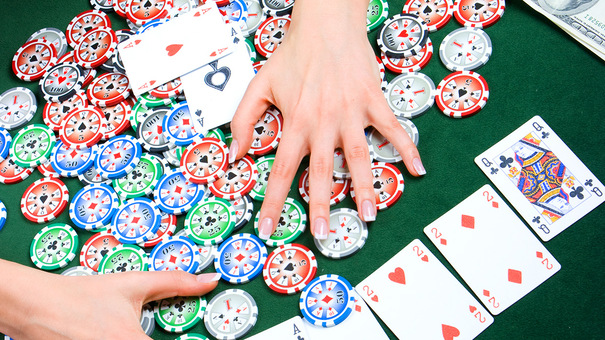 Ngoài luật chơi thì những thuật ngữ Poker là thông tin mà game thủ cần phải hiểu rõ. Hãy đến AT99 casino trực tuyến để biết thêm thông tin .